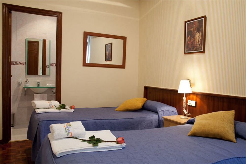 Pension San Isidro Мадрид Экстерьер фото